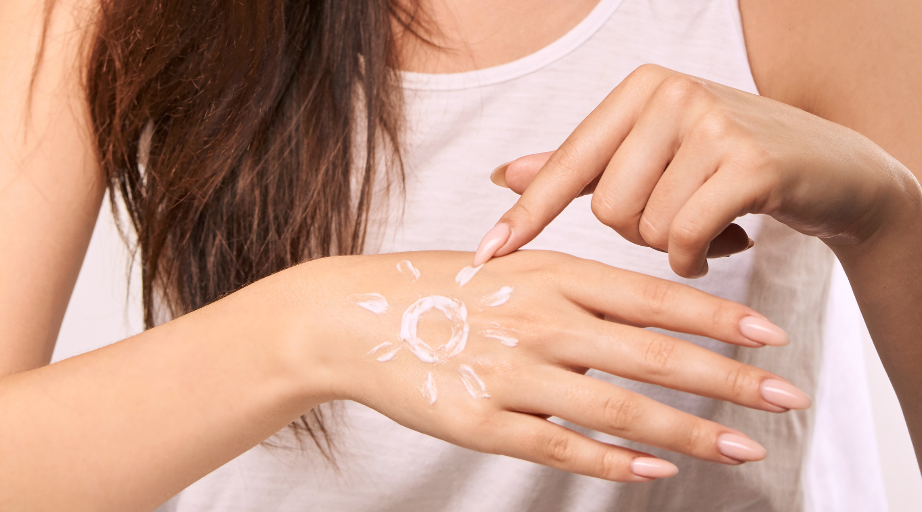 Is Sunscreen Helpful or Harmful? - The Science of Sunscreen and your Morning Routine